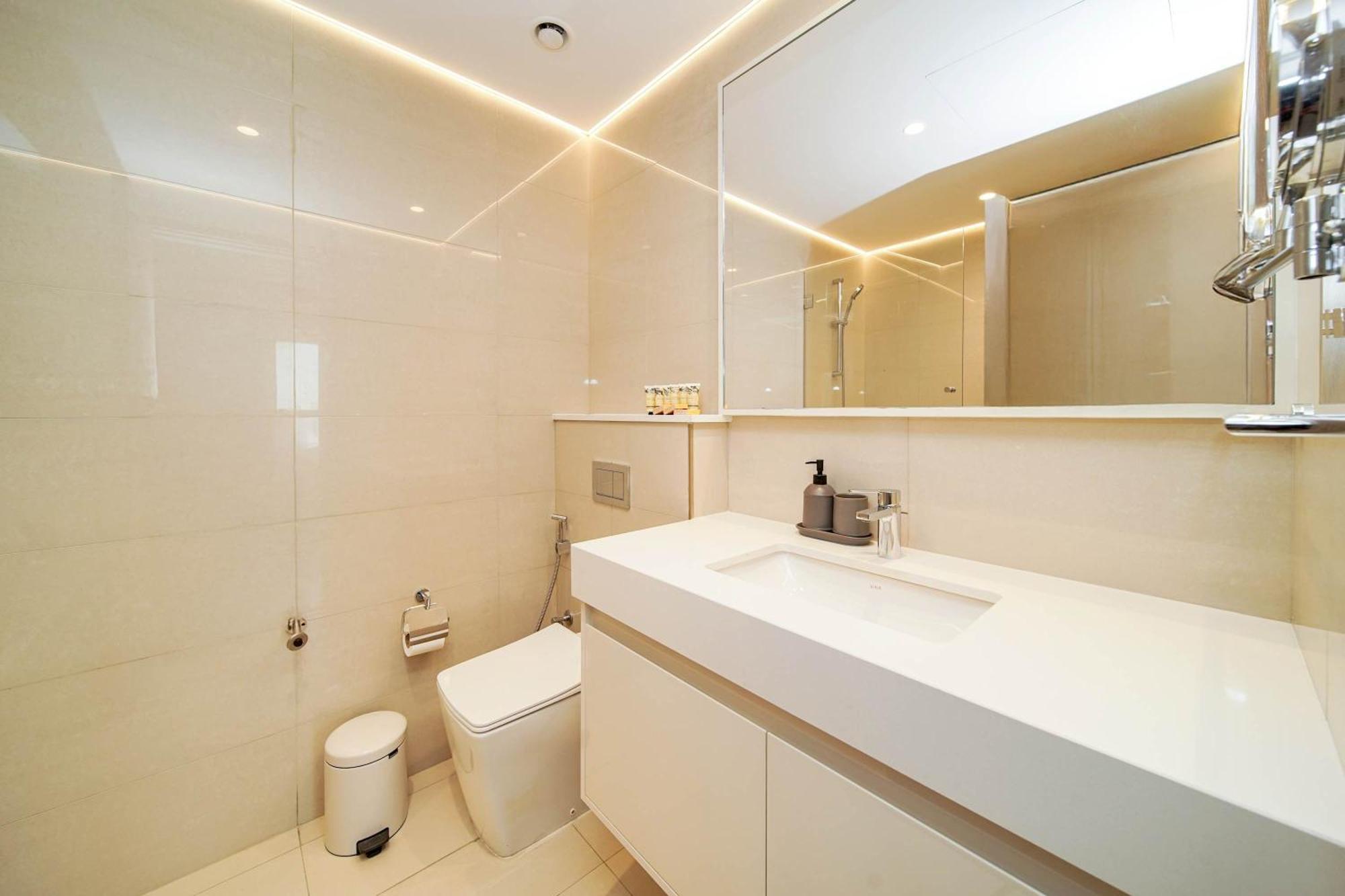 Pvh - 2br With Burj Khalifa View - Burj Royale Apartment
