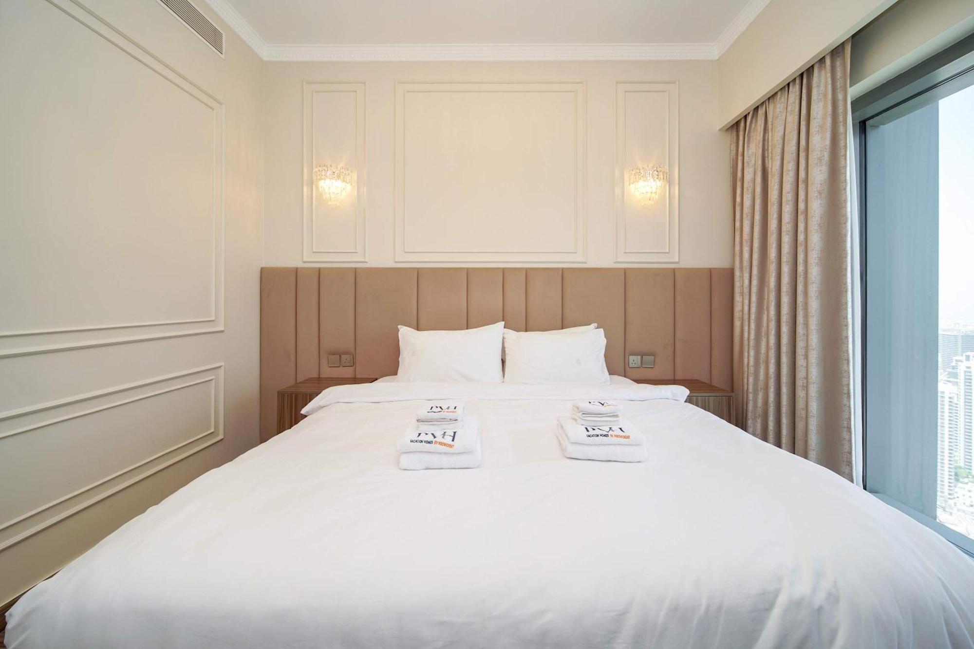 Pvh - 2br With Burj Khalifa View - Burj Royale *