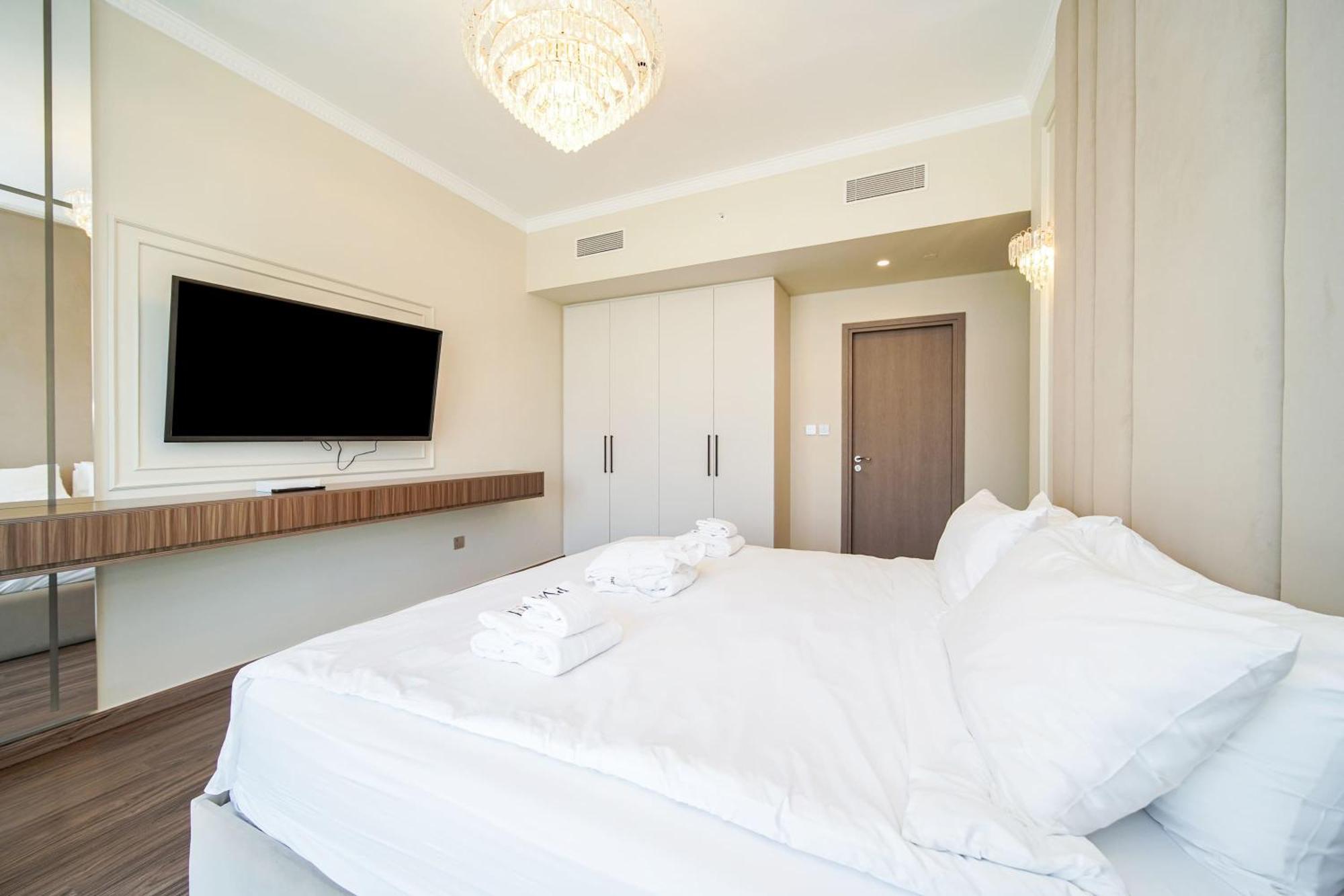 Apartment Pvh - 2br With Burj Khalifa View - Burj Royale Dubai